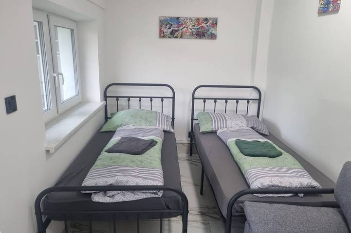 Smart living, 3km freeway and free parking in Gemeinde Hochleithen, Mistelbach (Niederösterreich)