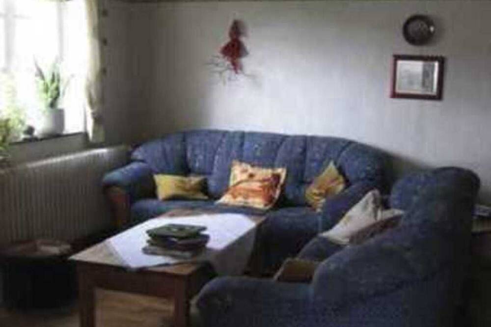 Ganze Wohnung, Zimmer 1 - Haus am Wald in Lichtenfels, Waldecker Land