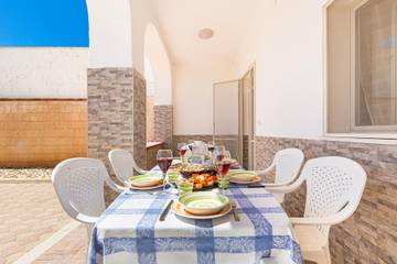 Location De Vacances pour 10 Personnes dans Torre Lapillo, Golfe de Tarente, Photo 1