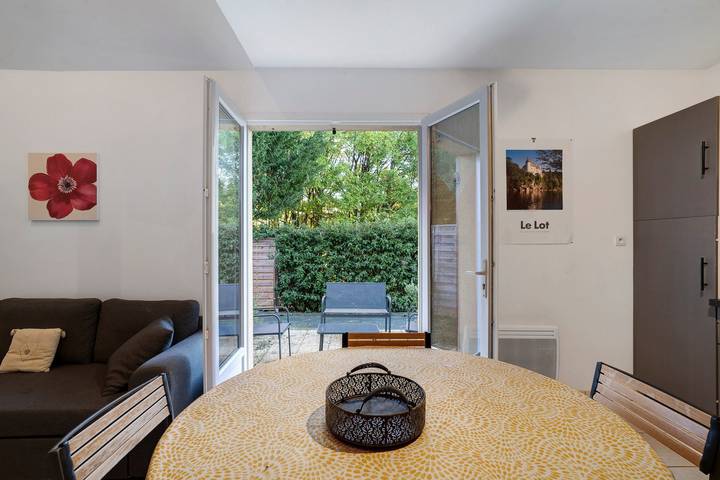 Maison Montagnac – Havre de paix avec jardin au cœur du Lot in Gignac (Lot), Lot