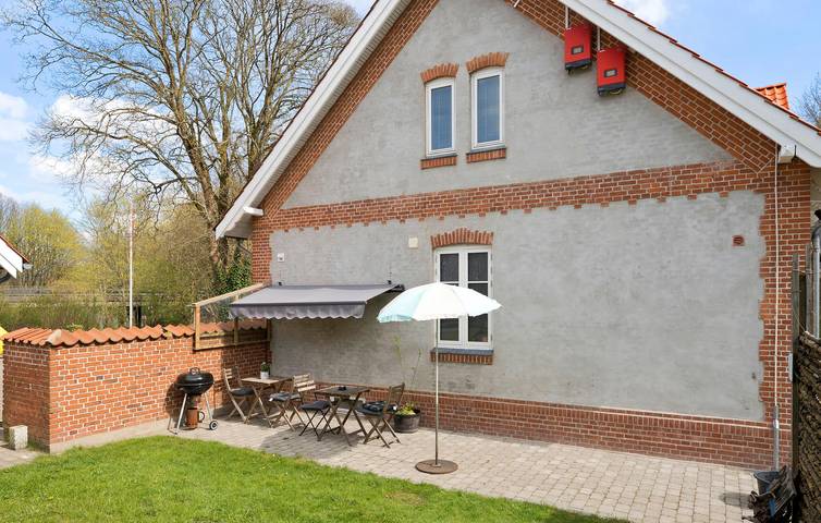Ganze Ferienwohnung, Ferienwohnung für 10 Personen mit Garten in Ikast-Brande