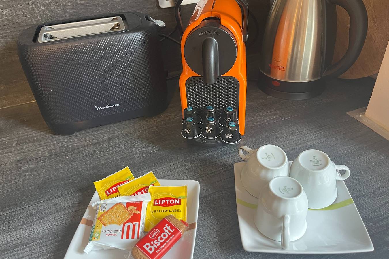 Apartamento entero, Charming 3 rooms of 50 m2 located in Hyères in Hyeres, Parque nacional Port-Cros