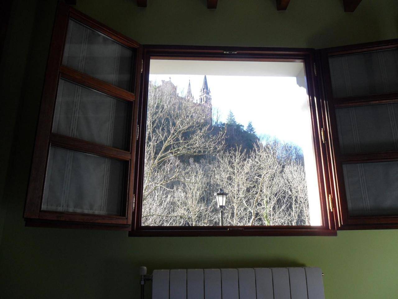 Twin Room in Cangas de Onís, Lagos de Covadonga