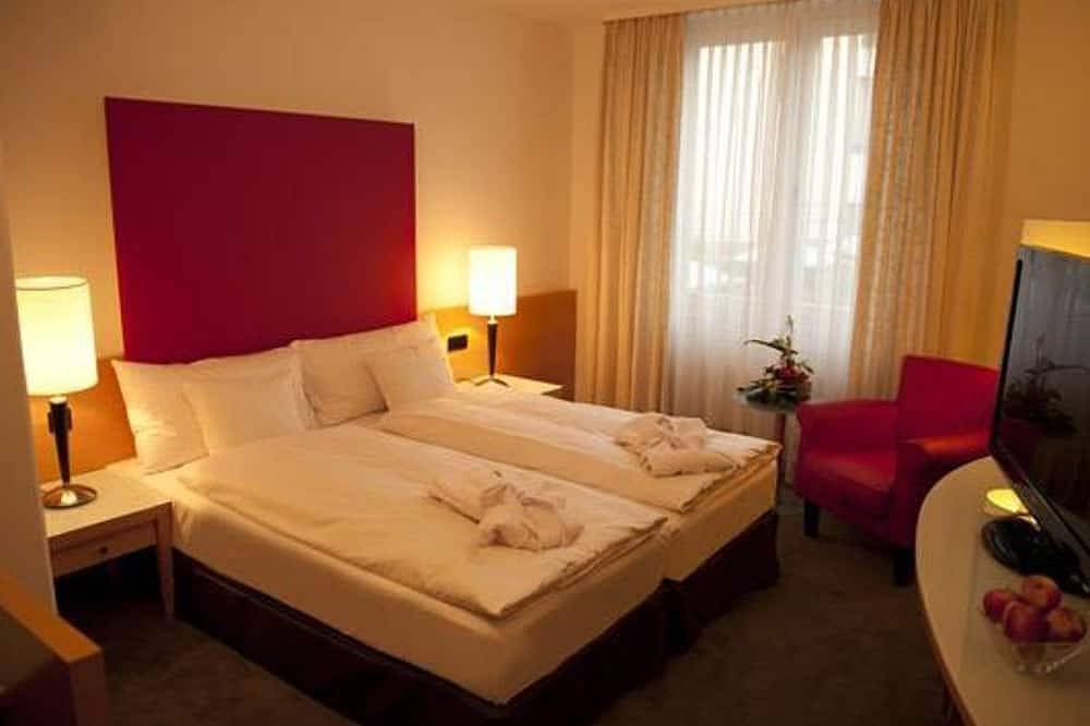 Dormero Zimmer, Frühbucher 1 - Dormero Hotel Dresden City in Prohlis, Dresden