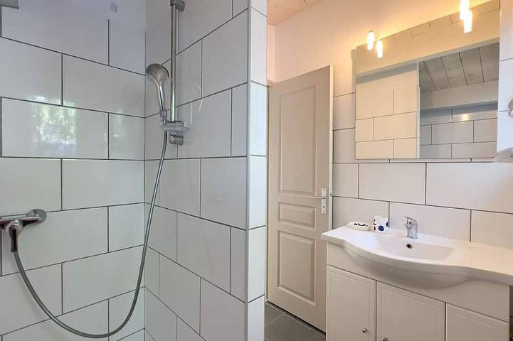 Charming villa facing the dune with yard - parking in La Couarde-sur-Mer, Ile de Re