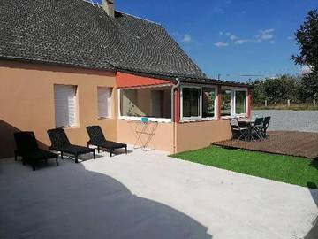 Gîte pour 8 personnes, avec vue et terrasse à Le Mesnil-Amand