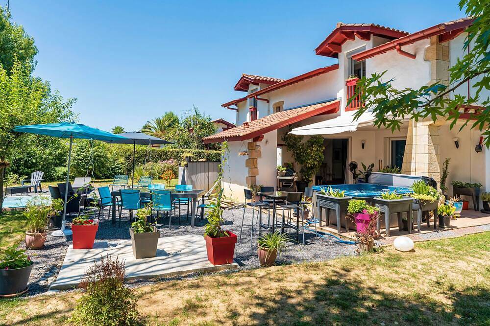 Les chambres d'arrauntz - ibaia in Ustaritz, Region de Bayona