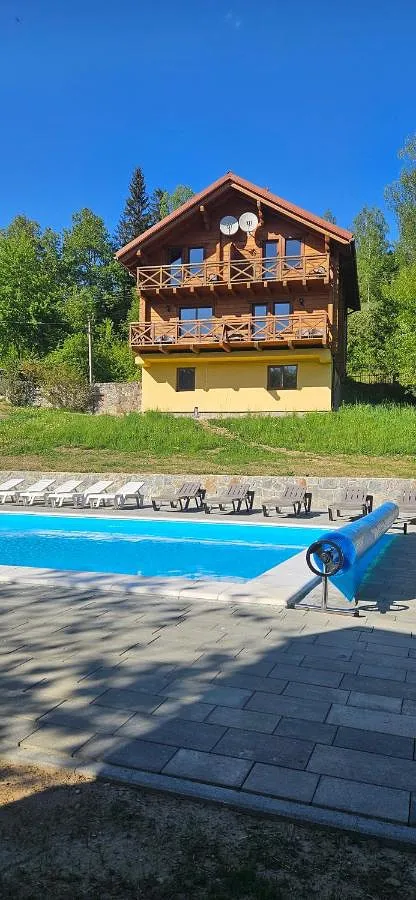 Lodge pour 10 personnes, avec vue et jardin ainsi que piscine et sauna - 1