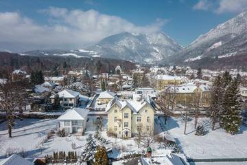 Ferienwohnung für 4 Personen, mit Sauna und Balkon sowie Garten in Wiener Alpen