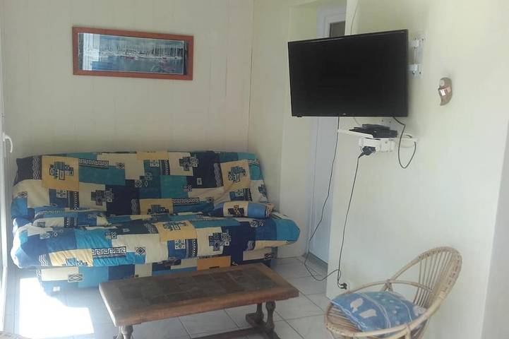 Gîte pour 4 personnes, avec jardin dans Plage de Porspaul - 2