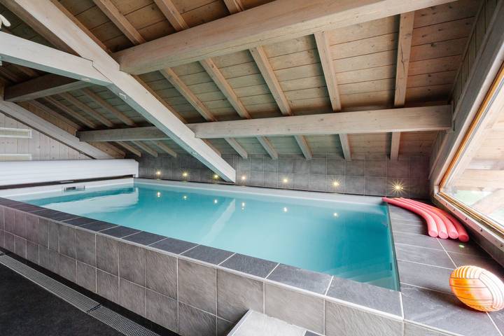 Vakantiewoning voor 14 personen, met Balkon en Sauna in Fontcouverte-la Toussuire