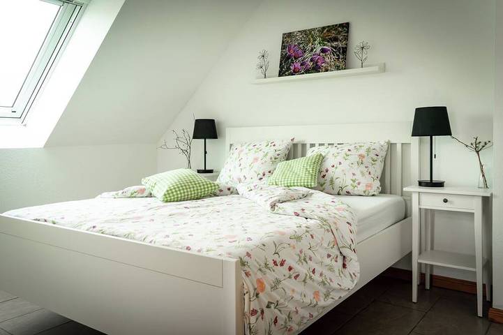 Ganze Wohnung, Ferienwohnung in ruhiger Ortsrandlage,  Saarland Card Gastgeber in Wittersheim, Mandelbachtal