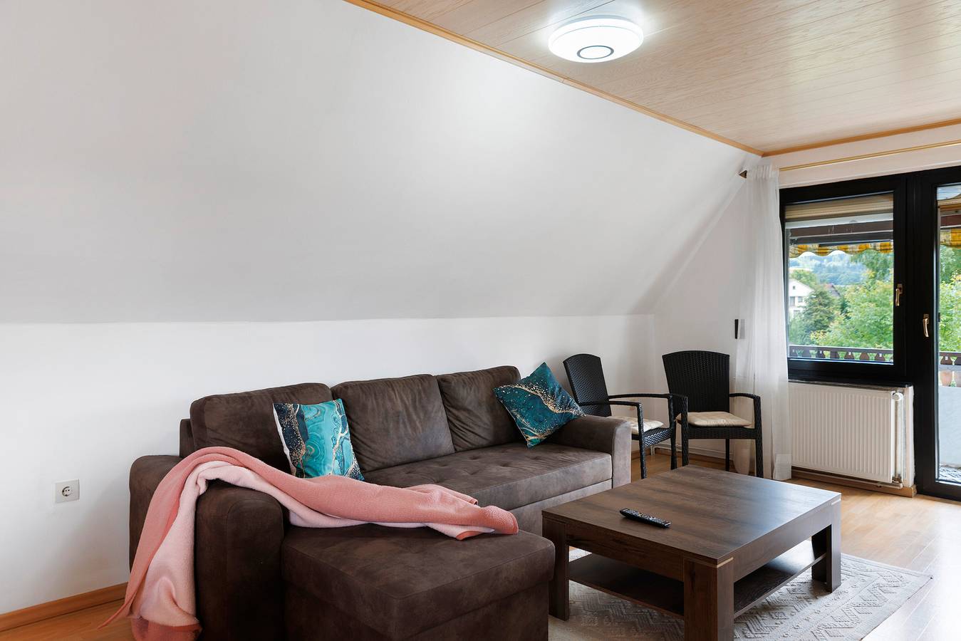 Ganze Wohnung, Ferienwohnung 'Gundlach' mit gemeinsamer Terrasse, gemeinsamem Garten und Wi-Fi in Hessisch Lichtenau, Werra-Meißner-Kreis