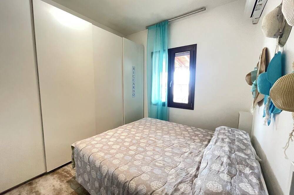 Apartamento entero, H 51 Casa familiar - Centro Budoni - cerca de tiendas y playa - in Budoni, Olbia-Tempio