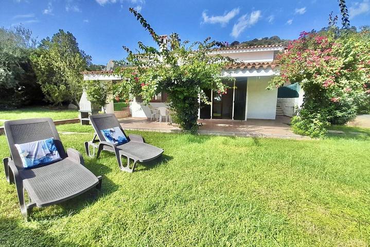 Villa pour 6 personnes, avec jardin à Costa Rei - 2