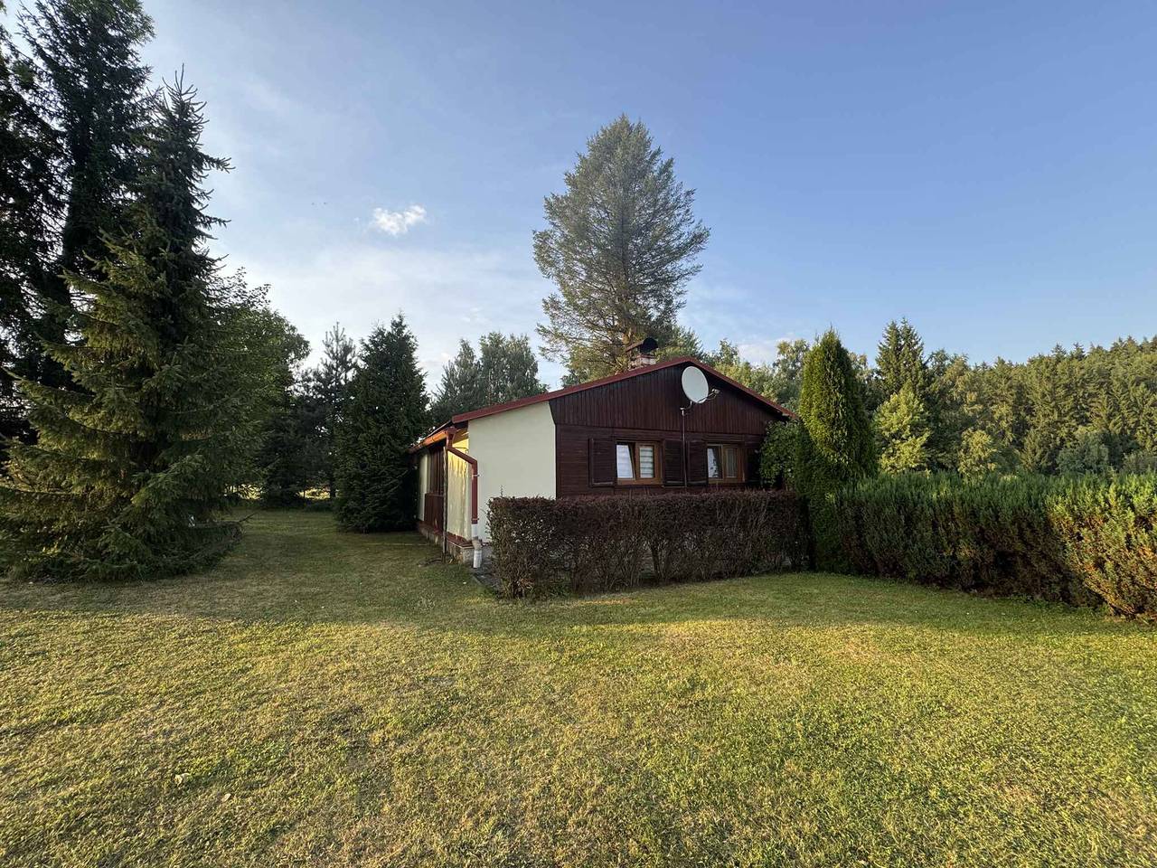 Holiday home with terrace in gorgeous location  in Tři Sekery, Western Bohemia