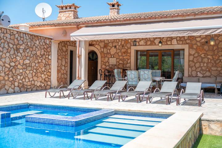 Luxus-Finca für 6 Personen, mit Whirlpool und Garten sowie Sauna in Portocolom