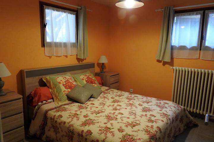 Gîte pour 8 personnes, avec jardin à Eymet - 2