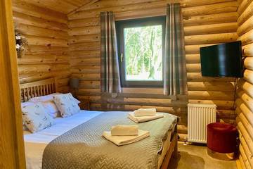 Log Cabin for 4 People in Northumberland, North East England, Photo 1