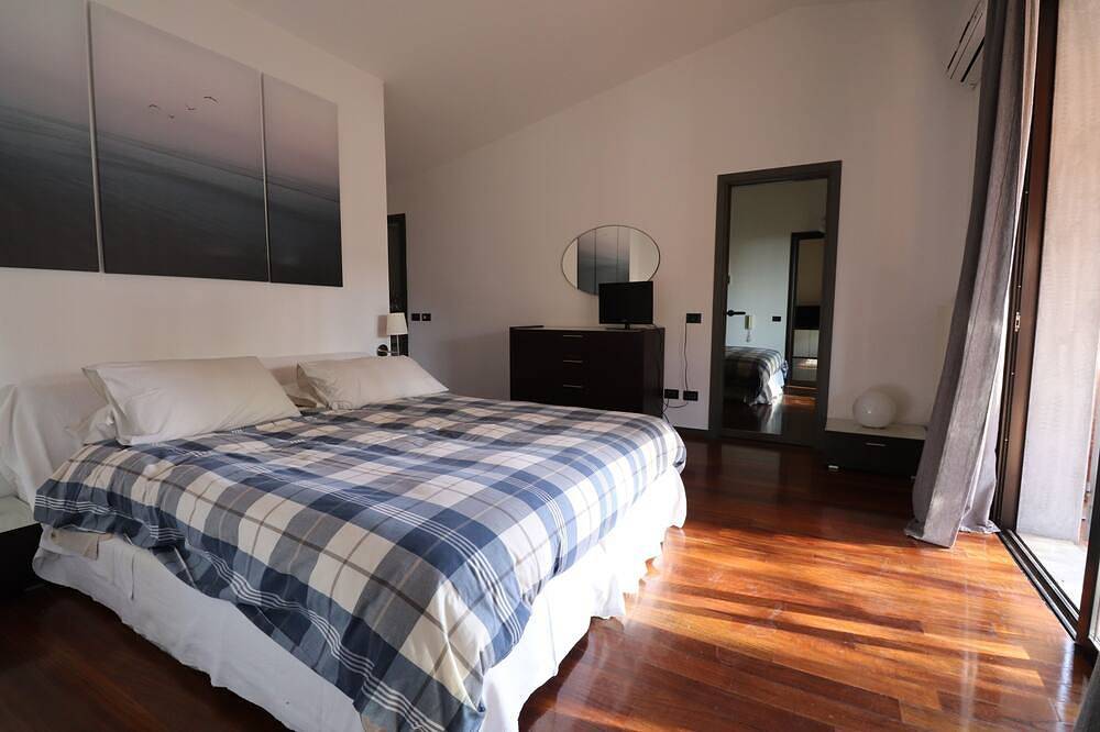 Ganze Wohnung, Superior Apartment \"Villa Rose\" in Cattolica, Rimini Provinz