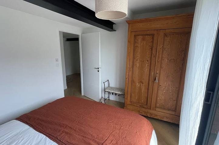 Ganze Wohnung, Neue 80 m² Wohnung mit Garten, ruhig, fußläufig zum Hafen, Stadien und Geschäften in Vannes, Côte des Mégalithes
