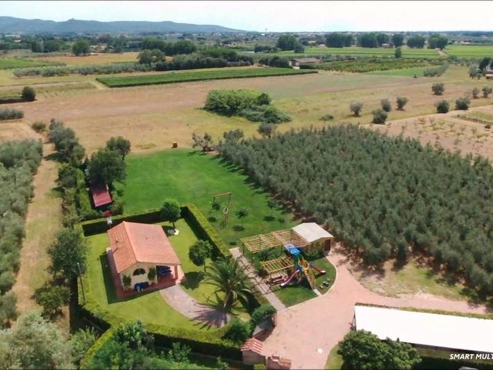 Ferienhaus für 4 Personen, mit Balkon und Whirlpool sowie Terrasse und Garten in Castagneto Carducci - 2