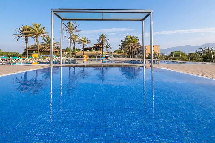 Camping für 4 Personen, mit Terrasse und Pool an der Costa Brava - 3