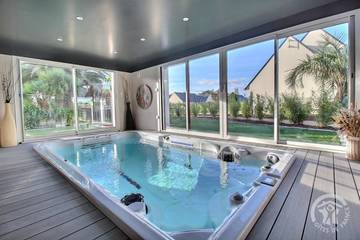 Gîte pour 2 personnes, avec terrasse et jardin ainsi que sauna et jacuzzi en Cotes-d'Armor