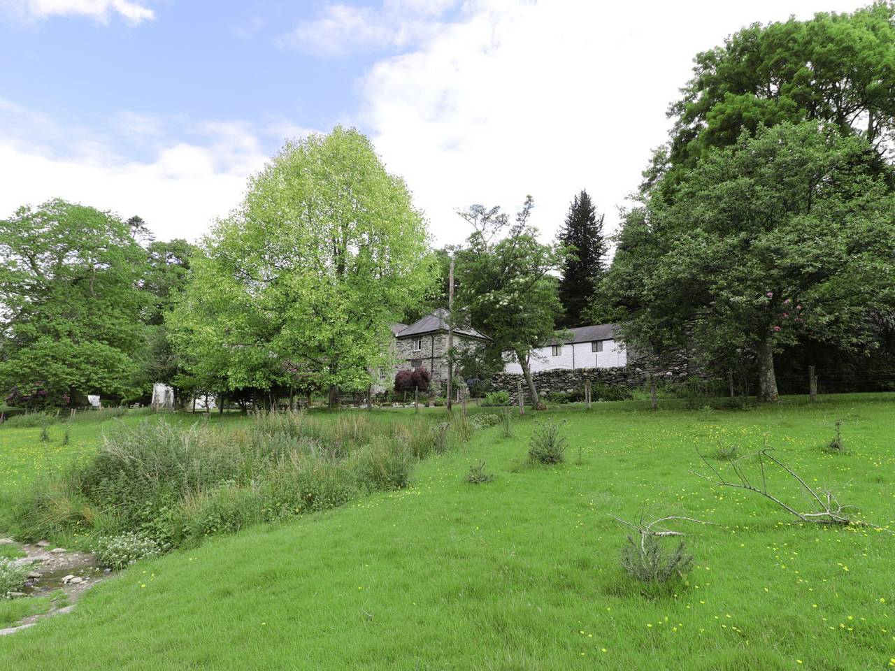 Beaver Grove Cottage in Betws-y-Coed, Snowdonia
