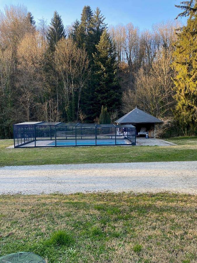 Chambre d’hôte pour 2 personnes, avec jardin ainsi que vue et piscine dans l' Isère - 3