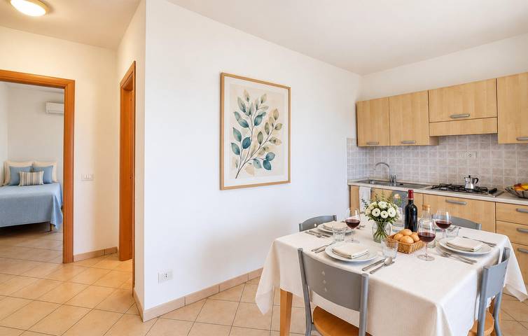 Ganze Ferienwohnung, Luxuriöses Apartment am Strand mit Pool und Parkplatz in Ricadi (gemeinde), Vibo Valentia Provinz