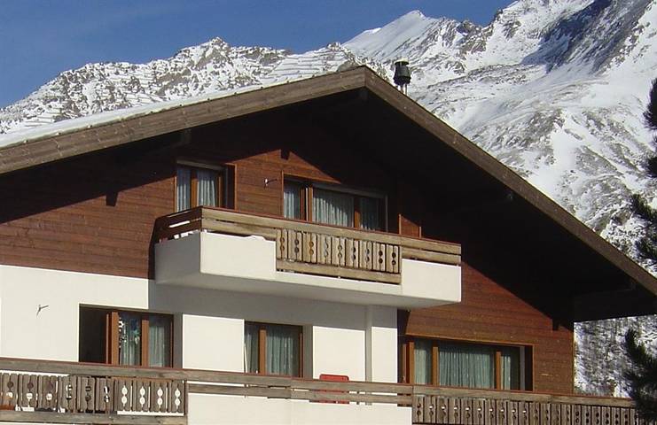 Gîte pour 4 personnes, avec balcon, adapté aux familles à Saas-Fee - 3