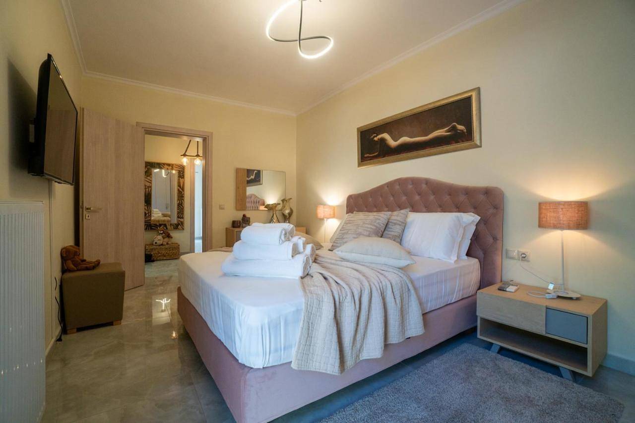 Three-Bedroom Villa in Corfu (city), Corfu