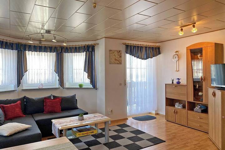 Ferienwohnung für 2 Personen, mit Balkon und Garten in Bad Steben