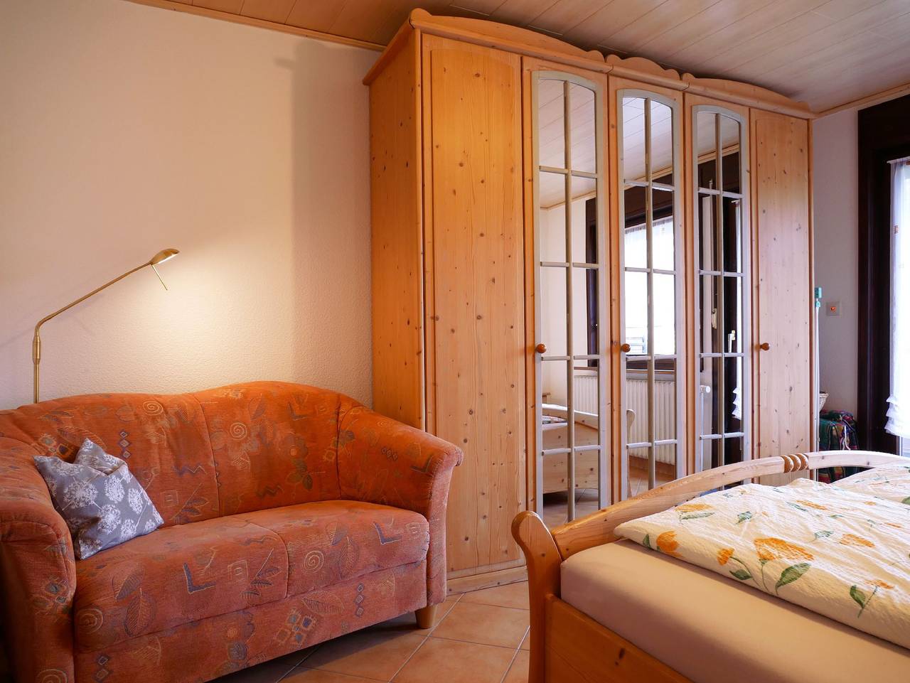 Ganze Wohnung, Ferienwohnung 'Nr 2' mit Gemeinschaftsgarten, Balkon und Wi-Fi in Bad Peterstal-Griesbach, Mittlerer Schwarzwald