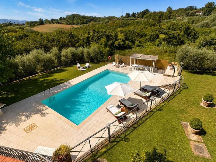Ferienhaus für 6 Personen, mit Pool und Garten sowie Ausblick
