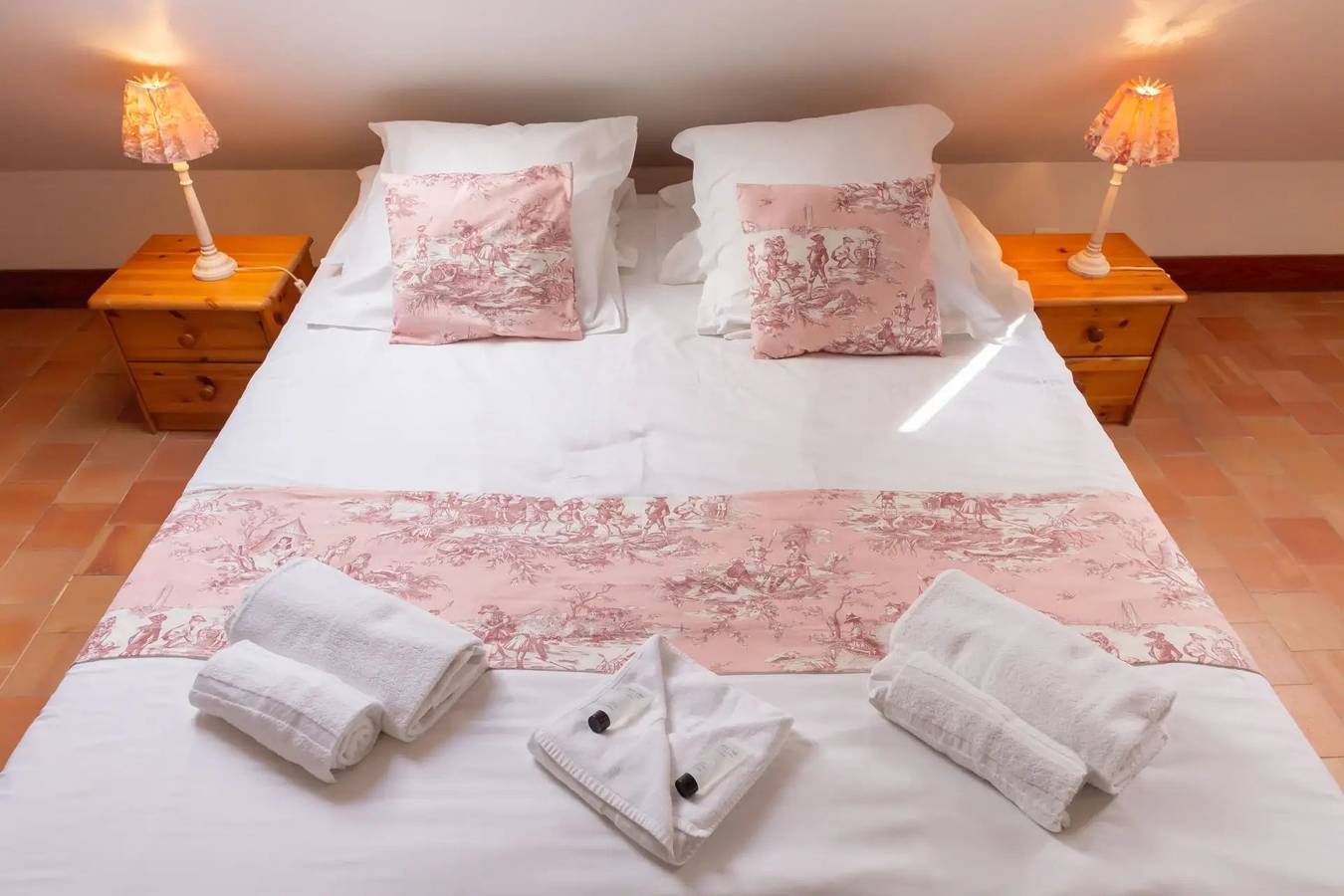 Ganze Wohnung, Zecamping 5* familial parc aquatique chiens acceptés fitness tente Tv in Quimper, Quimper und Umgebung