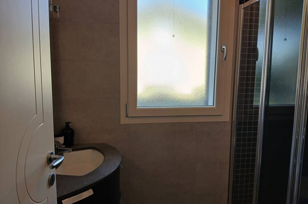 Apartamento entero, Cervia, new two-room apartment with large terrace and parking space in Pinarella, Provincia de Ravenna