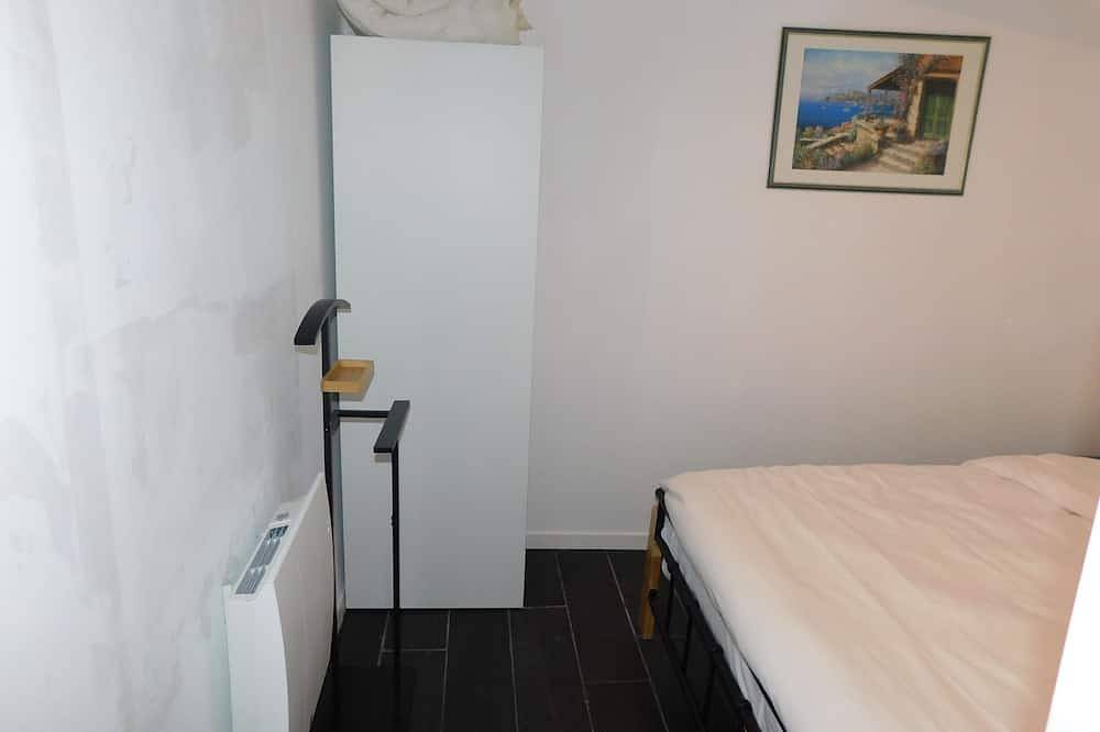 Ganze Wohnung, Short-term furnished studio rental (n° 4) in Le Trait, Rouen und Umgebung