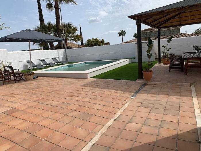 Rincón del Brillante · Chalet · 5 chambres · 12 lits · 4 salles de bains in Cordoue (Ville), Cordoba