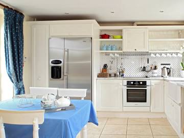 Glamping for 5 People in The Cotswolds, South East England, Photo 4