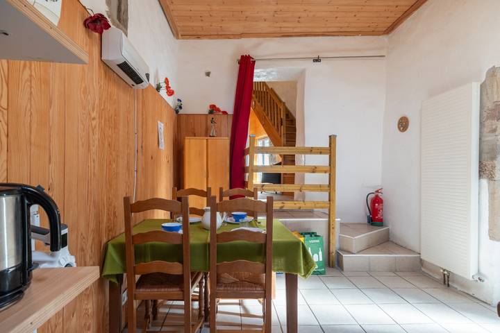 Ganze Wohnung, Appartement „Maison Principale“: Bergblick, private Terrasse und Wlan in Xertigny, Épinal und Umgebung