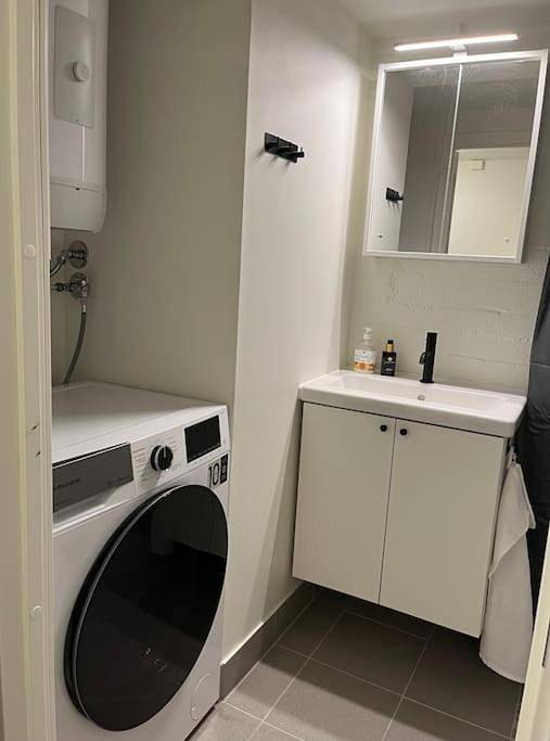 Ferienwohnung für 2 Personen, mit Terrasse und Seeblick sowie Garten in Trondheim - 3