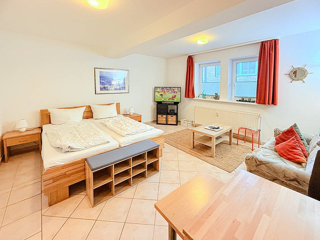 Apartamento vacacional entero, D 099.043A - Höftresidenz Fewo. 3 in Alt Reddevitz, Mönchgut