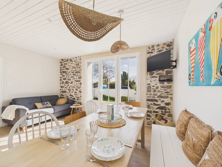 Location de vacances pour 7 personnes, avec terrasse et jardin à Brem-sur-Mer