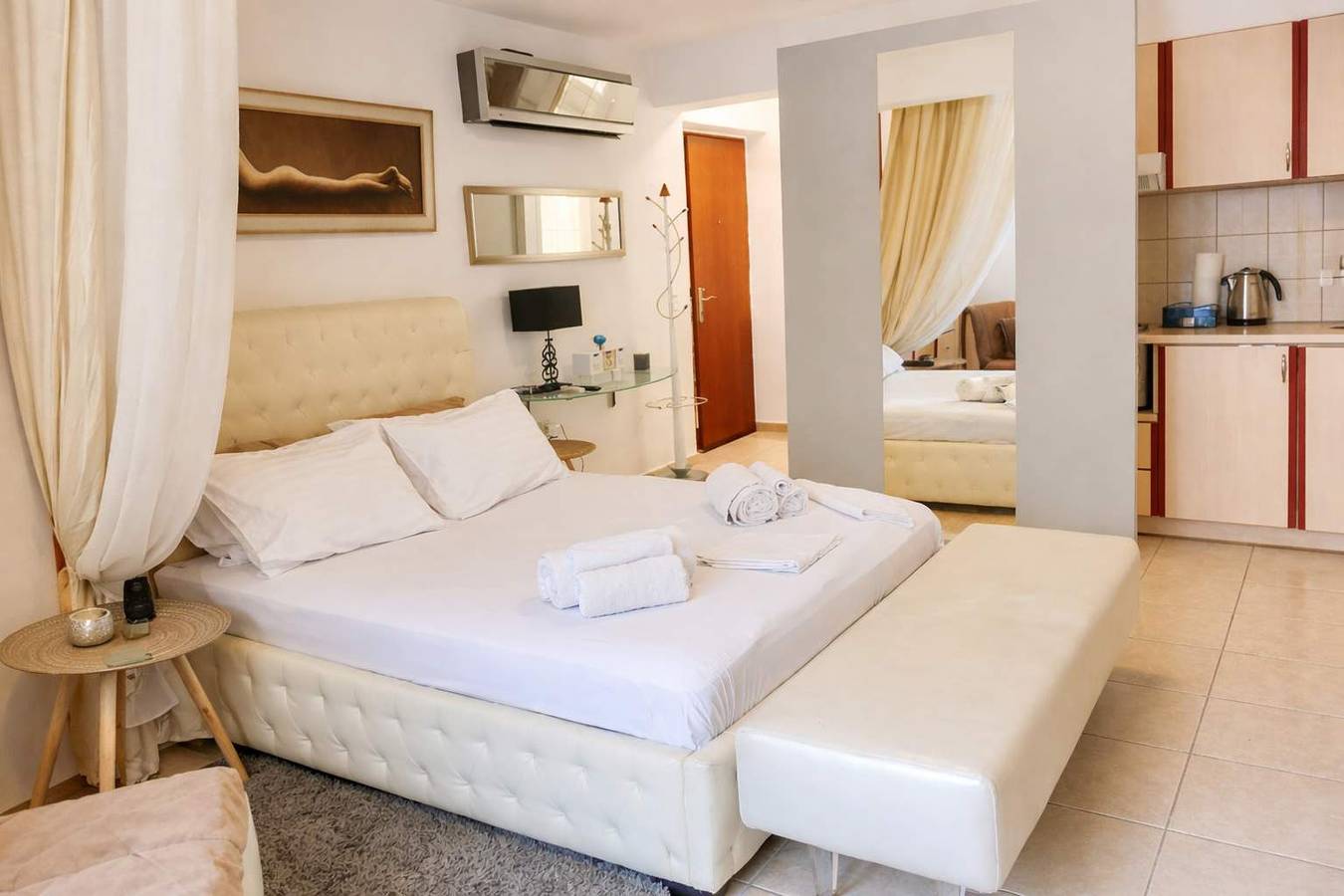 Ganzes Studio, Crete Studios - Sitia Cozy Stay with Private Patio in Sitia, Lasithi