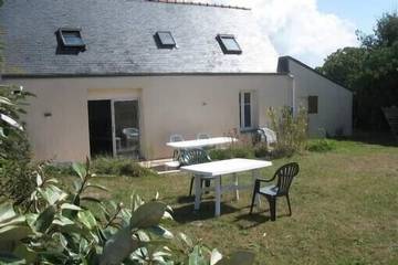 Gîte pour 7 personnes, avec jardin et terrasse, animaux acceptés à Tréguennec