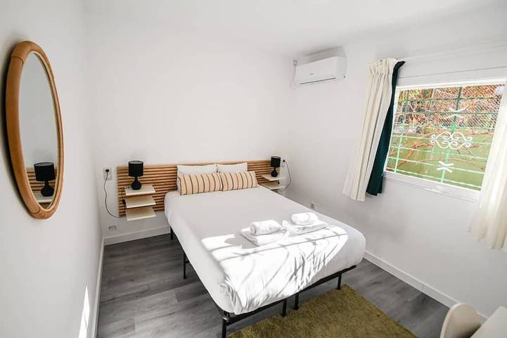 Entire apartment, 5 min from the airport + Ifema in Barajas, Madrid