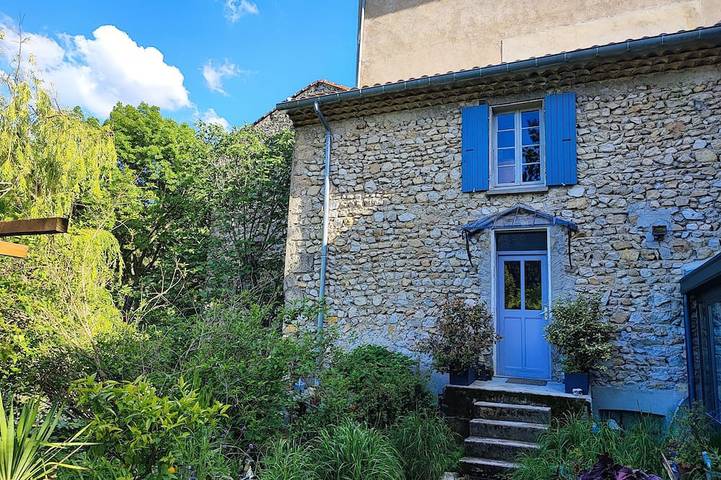 Gîte pour 3 personnes à Aubres