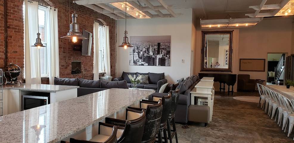 Vacation rental for 32 people in Sandusky